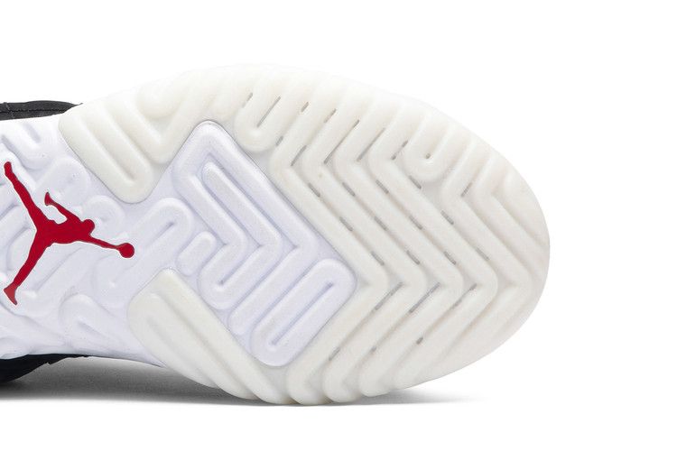 Jordan Proto React Black White