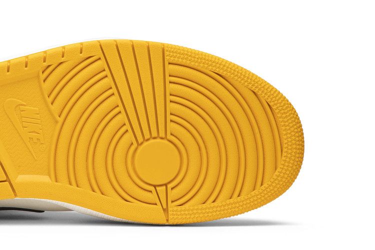 Jordan 1 Mid SE Lakers