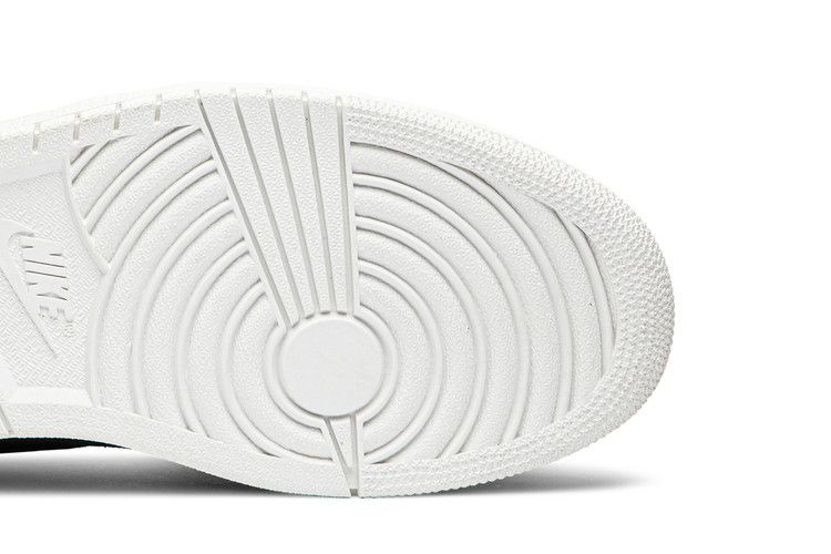 Jordan 1 Retro Pinnacle Black