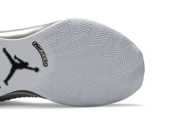 Jordan XXXV Low Metallic Silver