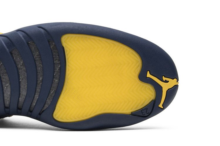Jordan 12 Retro Michigan