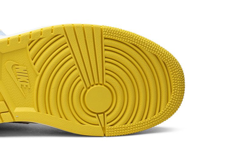 Jordan 1 Mid SE Fearless Maison Chateau Rouge