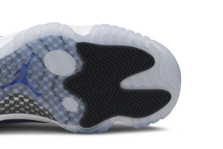 Jordan 11 Retro Low White Concord (Women's)