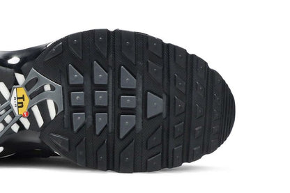 Nike Air Max Plus SE Black Snakeskin White (Women's)