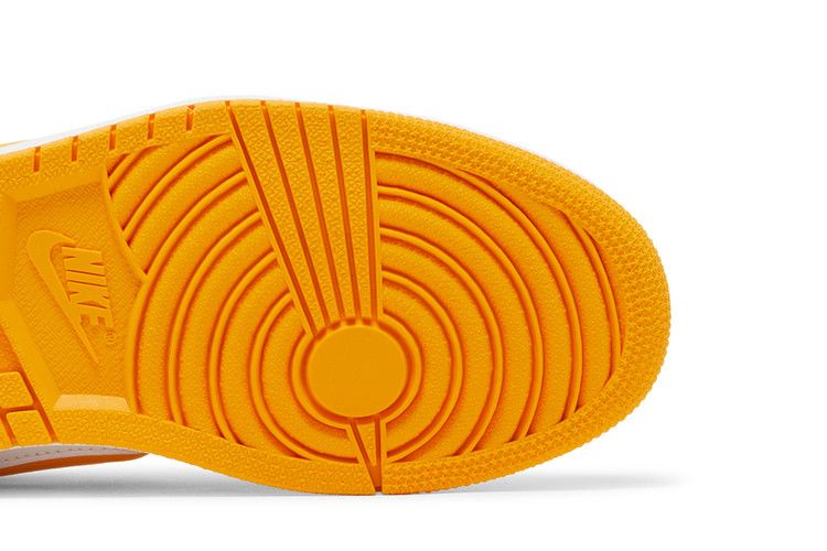 Jordan 1 Low FlyEase University Gold