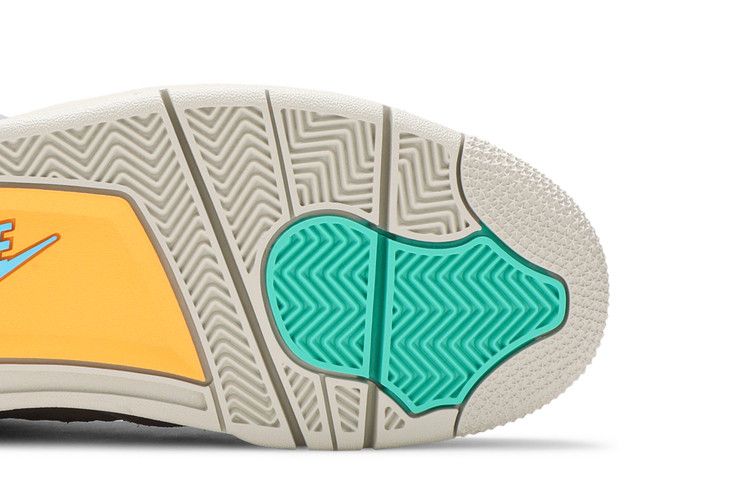 Jordan 4 Retro SP 30th Anniversary Union Taupe Haze