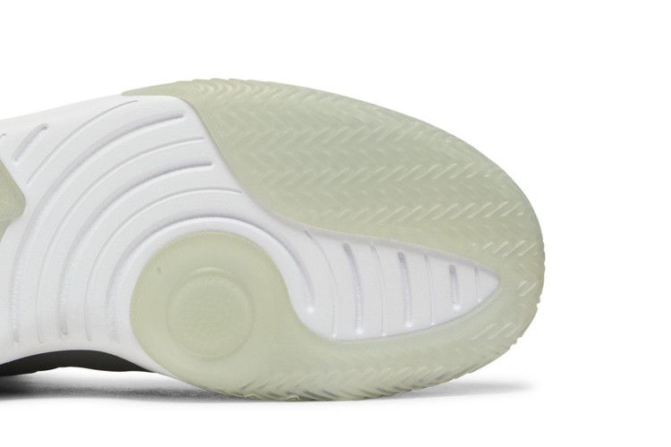 Jordan Max Aura Cool Grey