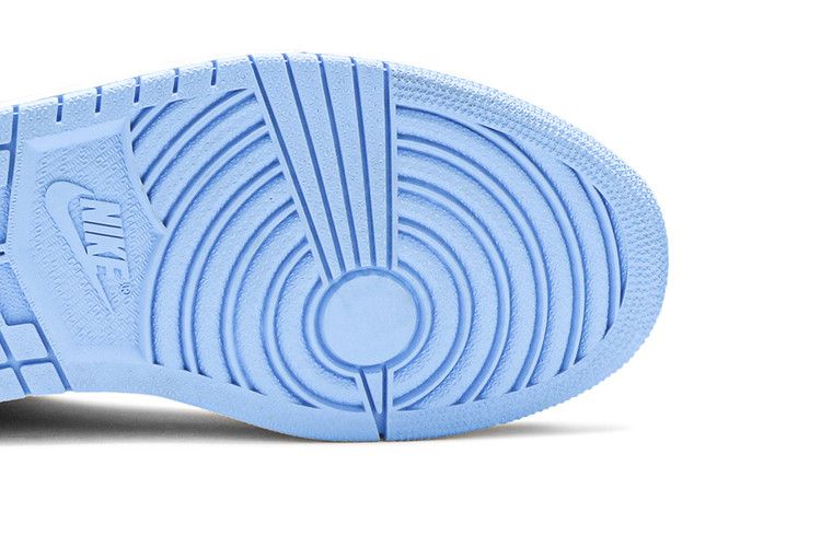 Jordan 1 Retro Family Forever