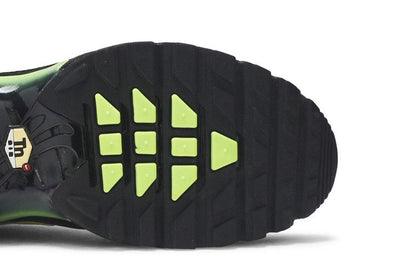 Nike Air Max Plus Retro Future