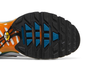 Nike Air Max Plus Hiking Carabiner White Kumquat Marina