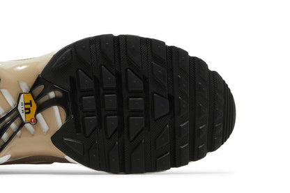 Nike Air Max Plus United in Victory (Women's)