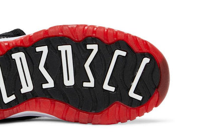 Jordan 11 Retro Playoffs (2012) (PS)