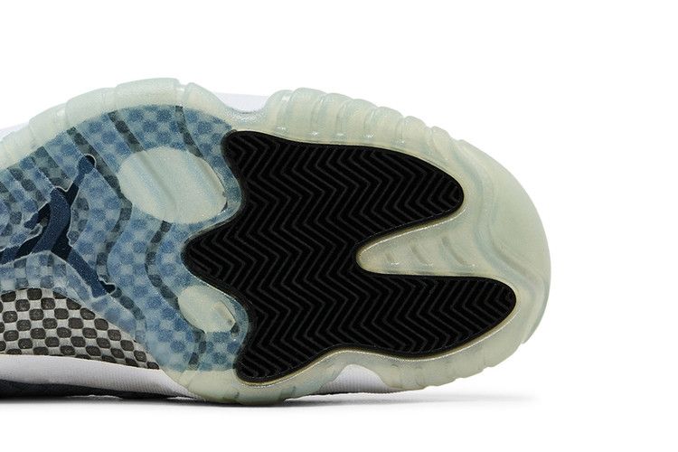 Jordan Future Premium Metallic Silver