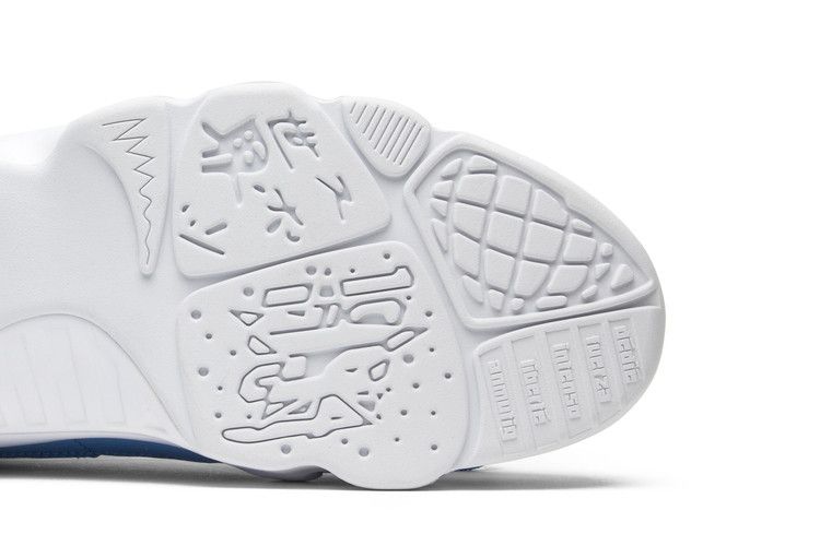 Jordan 9 Retro Low Pantone