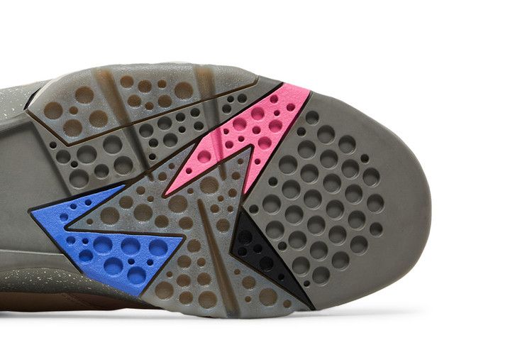 Jordan 7 Retro SE Sapphire