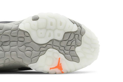 Jordan Delta 2 Grey Black Tan