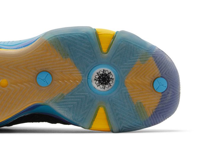 Jordan 38 Aqua (Clear Sole)