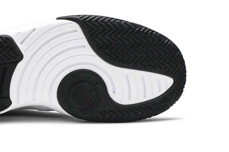 Jordan Max Aura White Metallic Gold Black