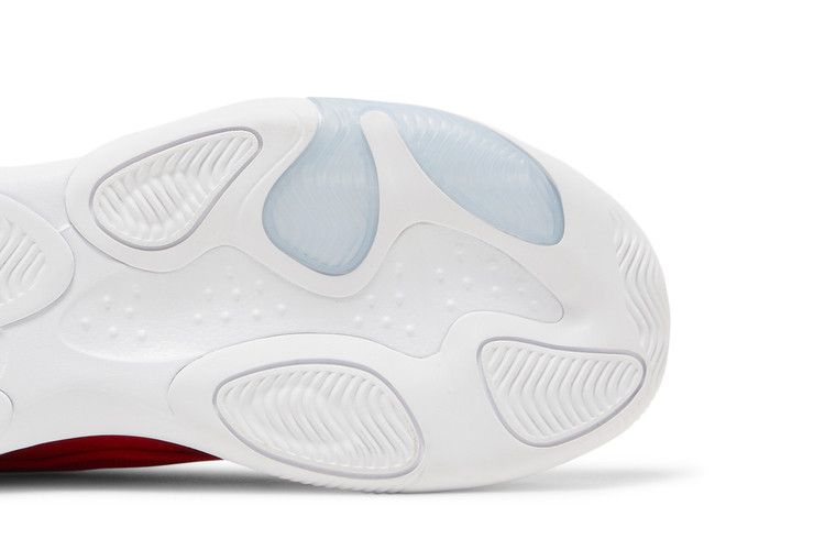 Jordan Max Aura 4 University Red