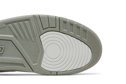 Jordan Spizike Low Summit White Photon Dust