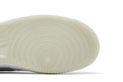 Nike Air Force 1 '07 LV8 Pure Platinum Light Carbon