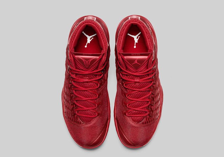 Jordan Melo M13 Gym Red