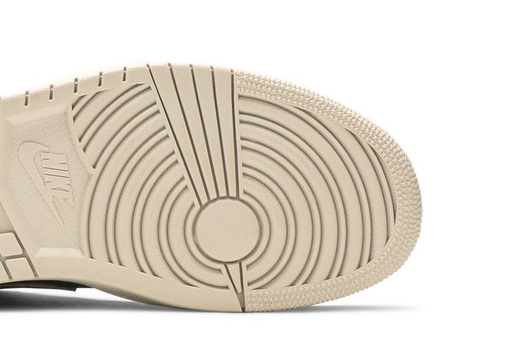 Jordan 1 Retro High Black Desert Sand