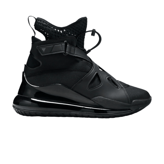 Jordan Air Latitude 720 Triple Black (Women's)
