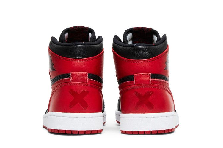 Jordan 1 Retro Banned (B-Grade) (2011)