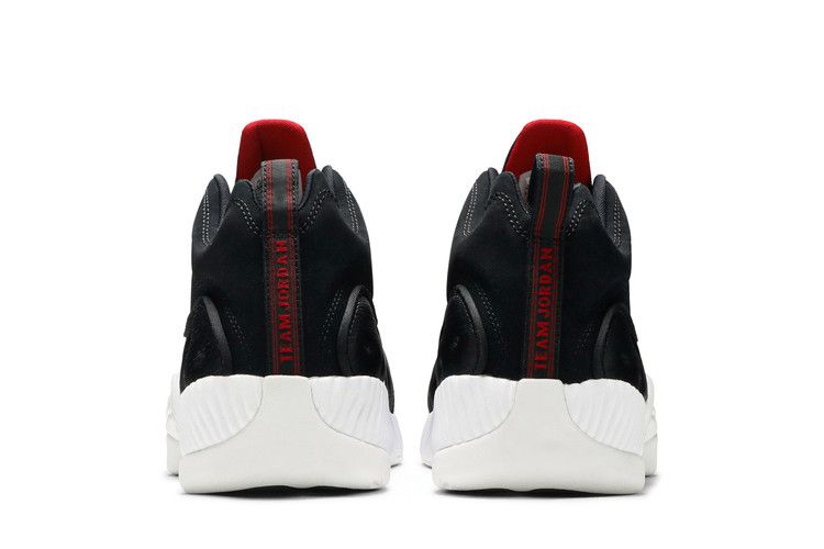 Jordan Jumpman Team 2 Playoffs