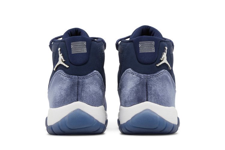 Jordan 11 Retro Midnight Navy (Women's)