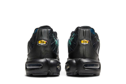 Nike Air Max Plus Off Noir Black Enamel Green