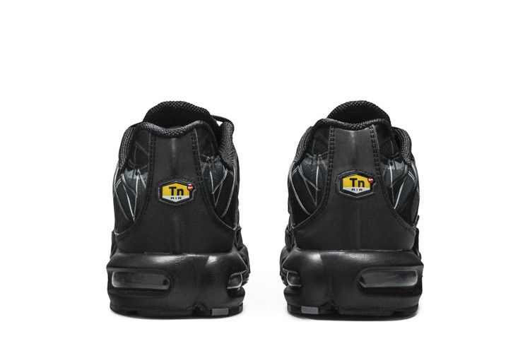 Nike Air Max Plus La Requin Black