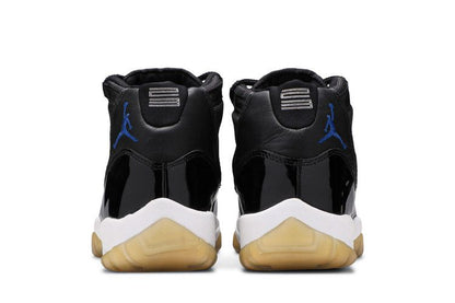 Jordan 11 Retro Space Jam (2000)