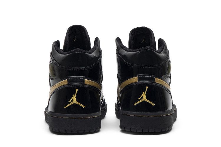 Jordan 1 Retro Black Metallic Gold (2003)