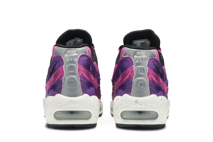 Nike Air Max 95 Hong Kong Flame Powder