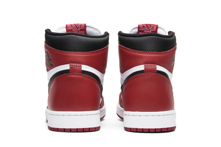 Jordan 1 Retro Chicago (2015)