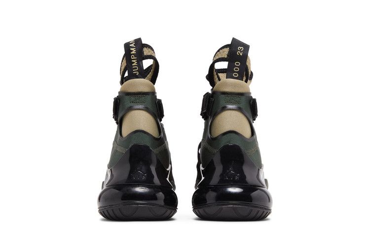 Jordan Air Latitude 720 Sequoia (Women's)