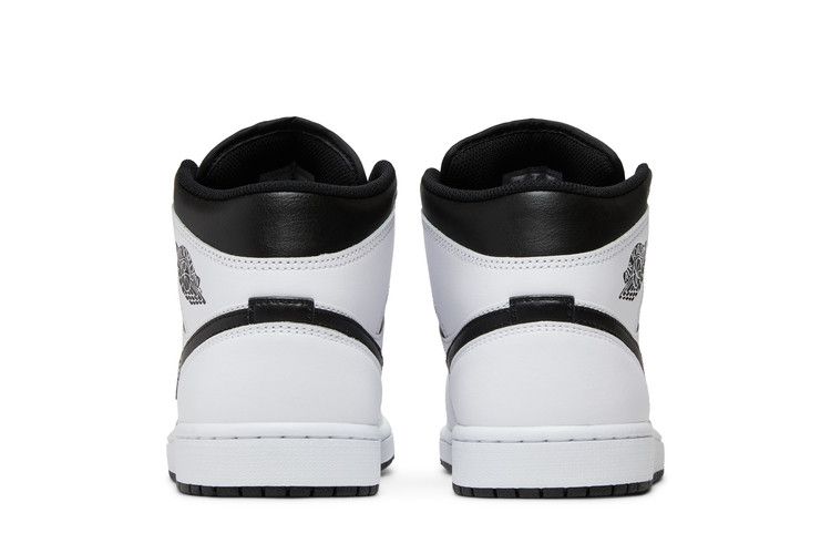 Jordan 1 Mid Reverse Panda