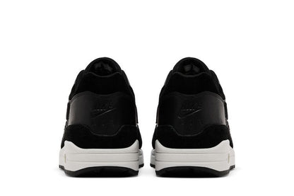 Nike Air Max 1 Rebel Skulls