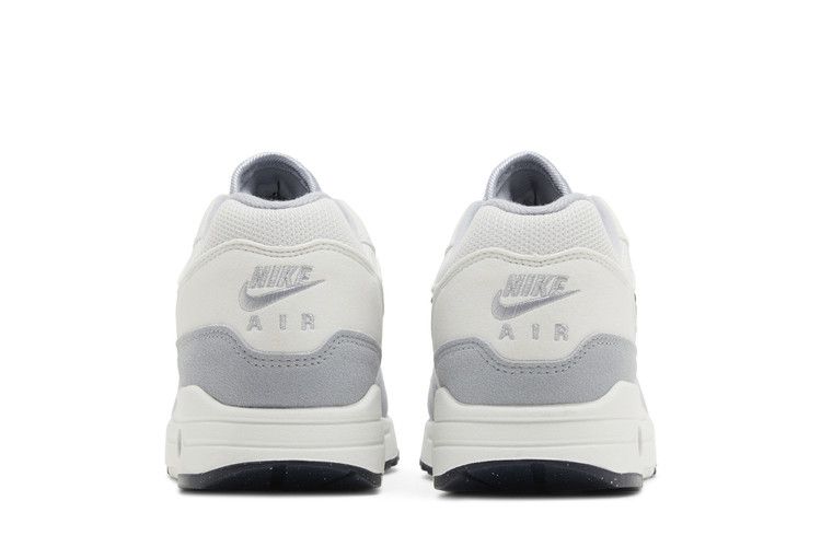 Nike Air Max 1 Platinum Tint Dark Obsidian