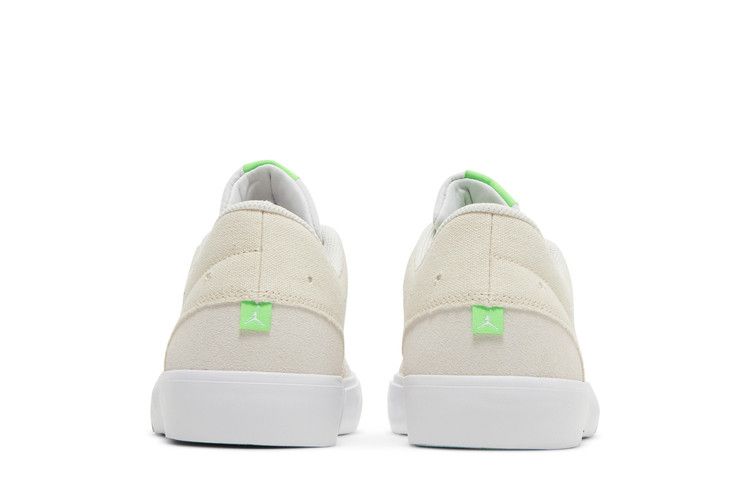 Jordan Series .05 Dear Studio (Women's)