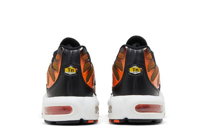 Nike Air Max Plus Safety Orange Black