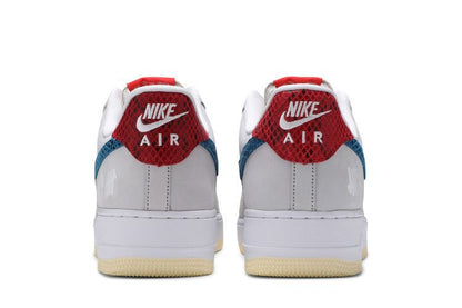 Nike Air Force 1 Low SP Undefeated 5 On It Dunk vs. AF1