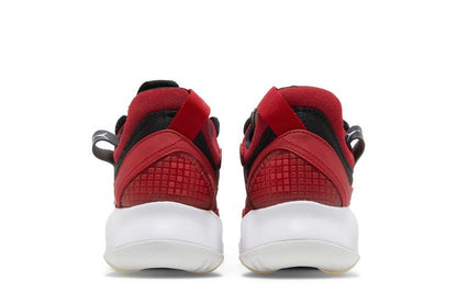 Jordan MA2 Bred (Women's)