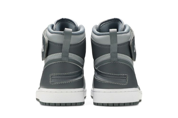 Jordan 1 High FlyEase Light Smoke Grey