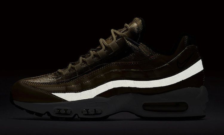 Nike Air Max 95 Metallic Gold