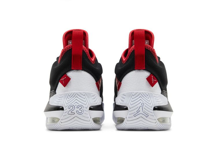 Jordan Stay Loyal 2 Black White Gym Red