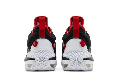 Jordan Stay Loyal 2 Black White Gym Red