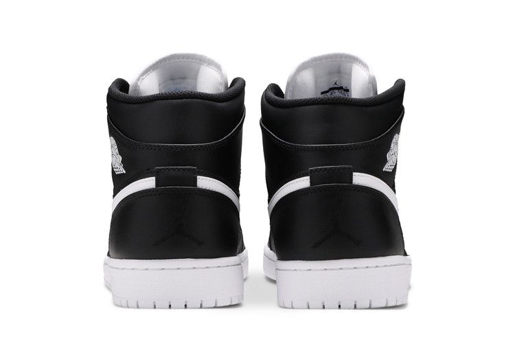 Jordan 1 Retro Mid Black White